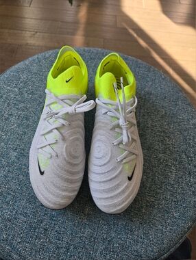 Nike Phantom GX 2 Elite FG "  Pro Soccer Cleats. M 6 or W7.5